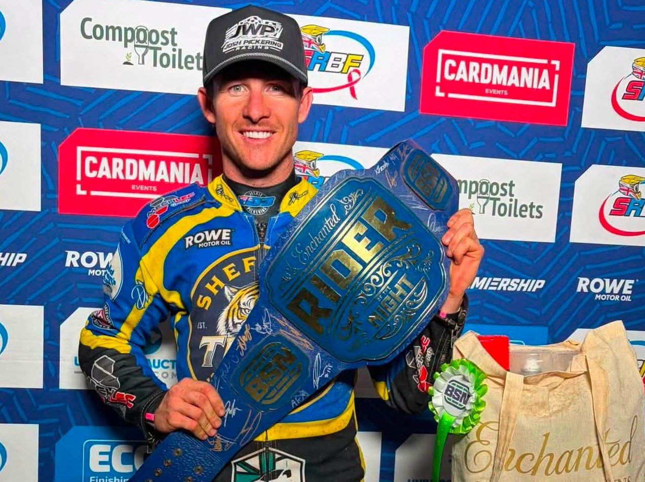 BSN Enchanted Rider of the Night belt, awarded after a round win this season